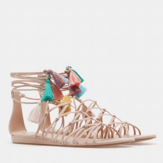 Sandalias con pompones: Stradivarius