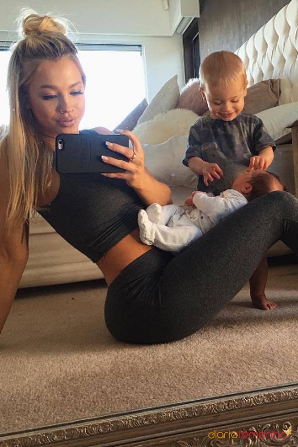 Tammy Hembrow con sus dos bebés