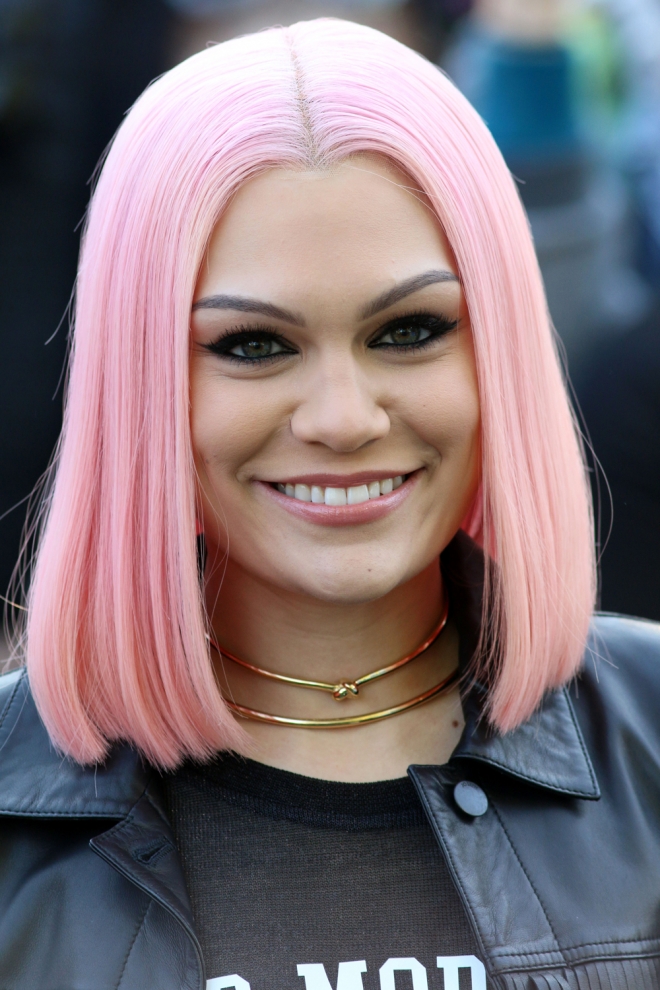 Jessie J, del pelo verde al rosa
