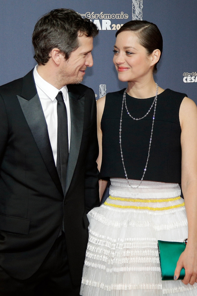 Las miradas cómplices de Marion Cotillard y su pareja Las miradas cómplices de Marion Cotillard y su pareja