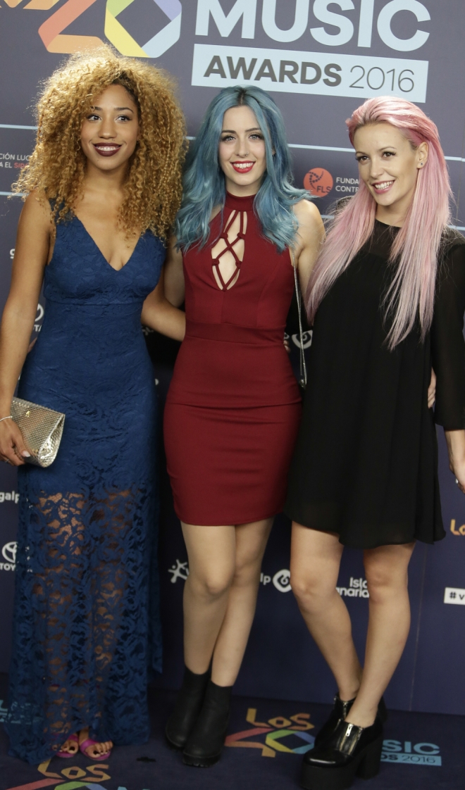 Cena nominados 40 principales: Sweet California