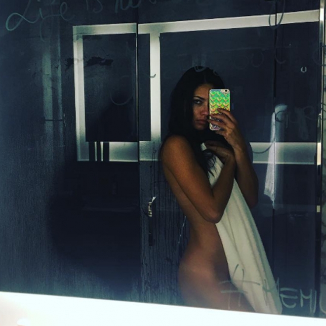 Adriana Lima, desnuda en Instagram