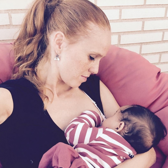 Lactancia materna: María Castro, tierna y feliz