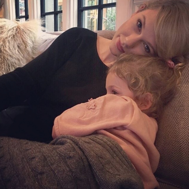 Taylor Swift y Lily Aldridge son tan amigas que posa con su hija Dixie