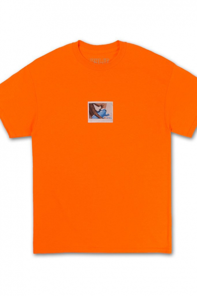 La camiseta naranja en la shop online de Kylie Jenner