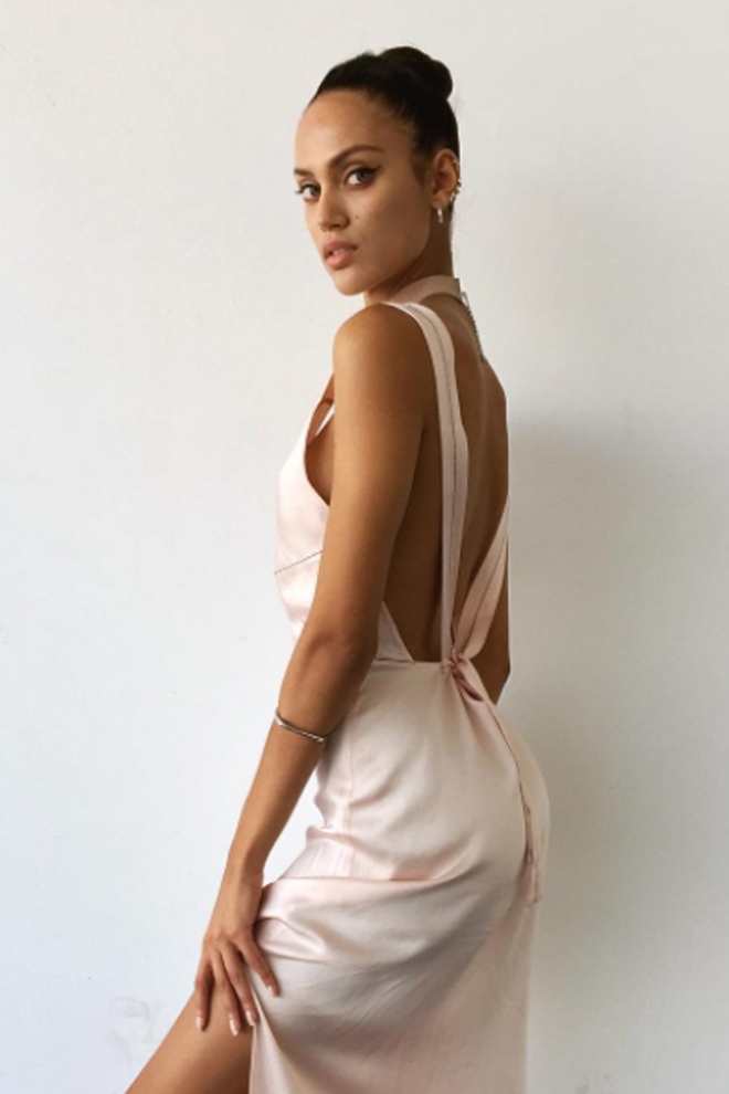 Dalianah Arekion, muy sexy