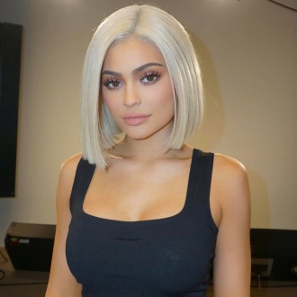 Kylie elige la melena bob rubia