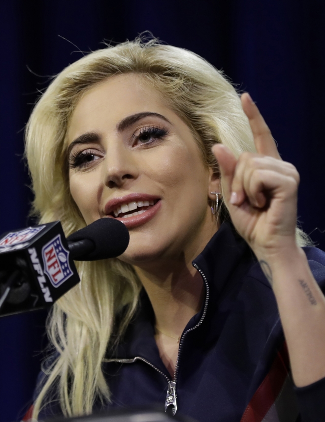 Lady Gaga: Celebrity solidaria