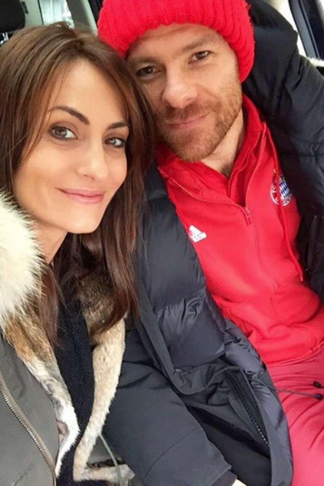 Xabi Alonso y su mujer, siempre felices y enamorados