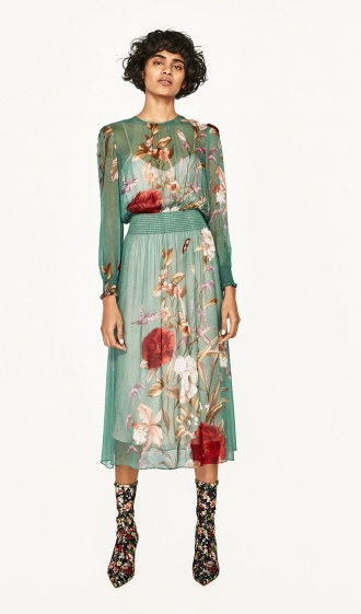 Vestidos de ZARA para bodas: una oda a las transparencias