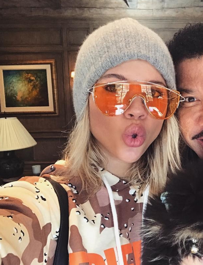 Gafas titnadas: Sofia Richie