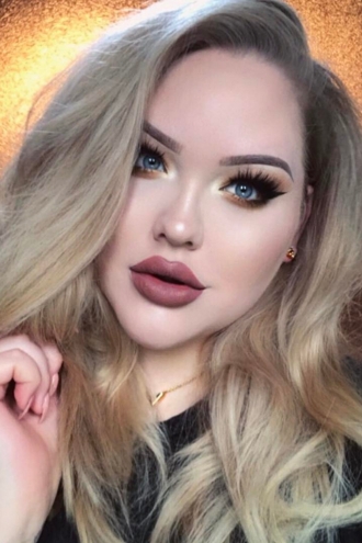 Un maquillaje oscuro para las más atrevidas