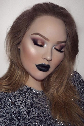 Un maquillaje 'dark' de Nikkie Tutorials