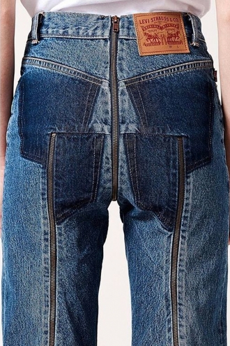 Jeans con trasero doble y cremalleras