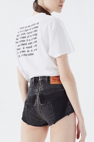 Short con cremallera trasera