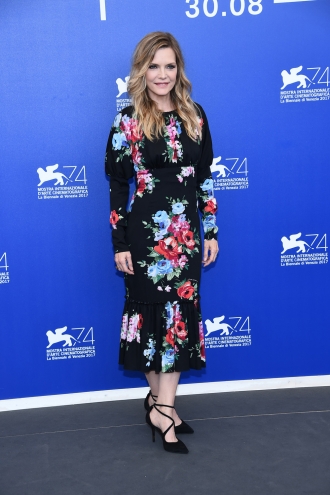 Michelle Pfeiffer posa en el Festival de Venecia