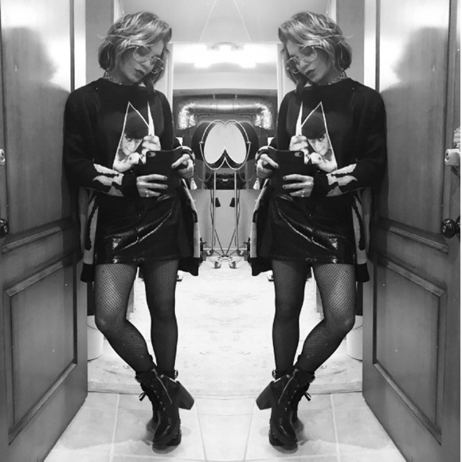 Vanessa Hudgens, da miedo por partida doble