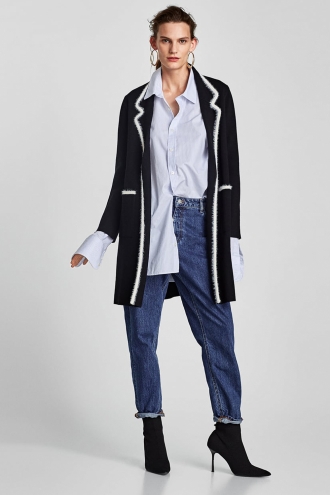 Abrigo de ZARA lleno de contrastes