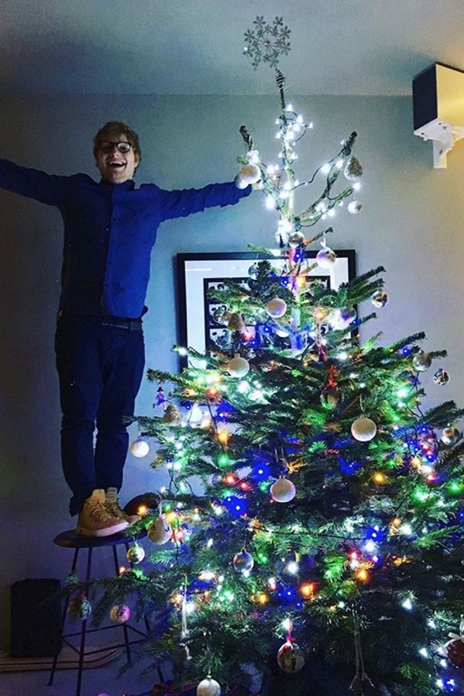 Ed Sheeran y el árbol de Navidad más mágico