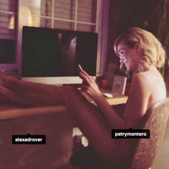 Patricia Montero, posado desnudo al caer la noche