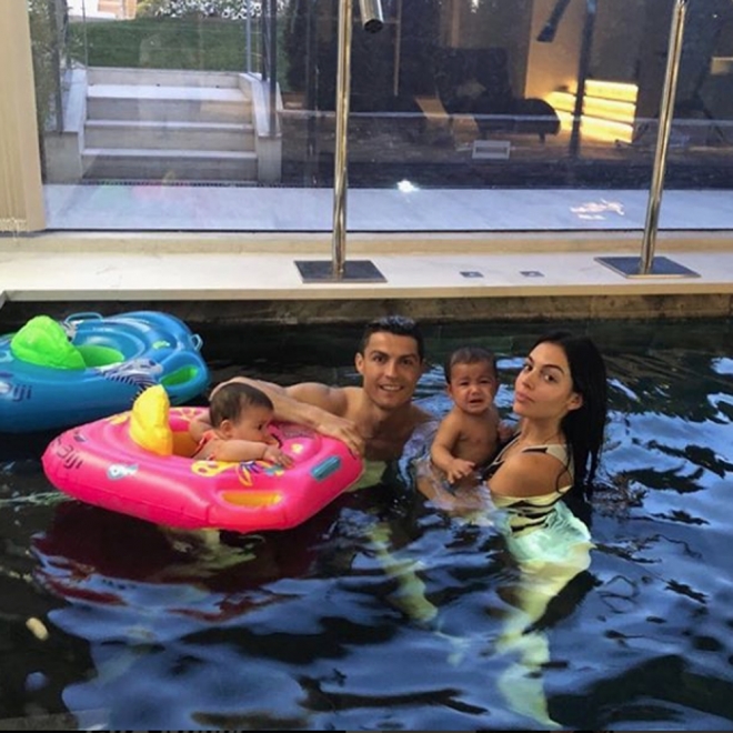 Cristiano Ronaldo, Georgina Rodríguez y los mellizos
