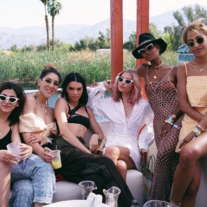 Kendall Jenner, al Coachella con amigas