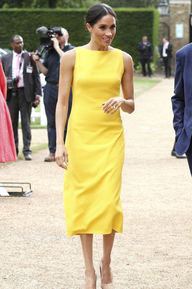 El vestido amarillo de Meghan Markle que todo el mundo quiere