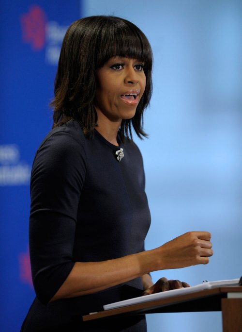 Michelle Obama, discreto vestido negro