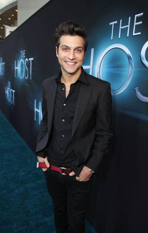 Alexander DiPersia en el estreno de 'The Host' en Los Ángeles