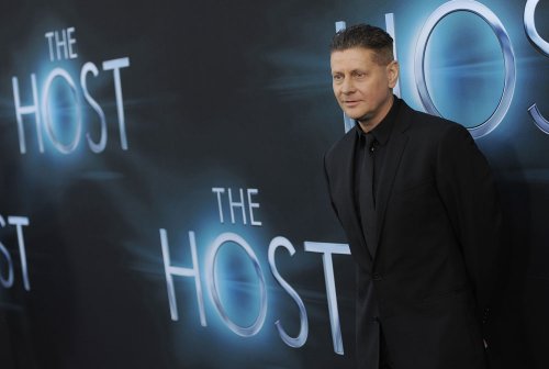 Andrew Niccol en el estreno de 'The Host' en Los Ángeles