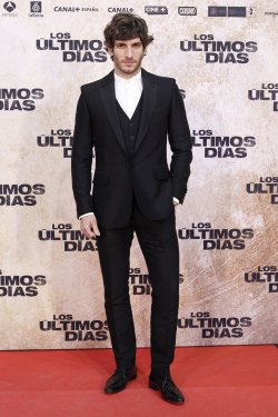 El actor Quim Gutiérrez en la premiere de 'Los últimos días'