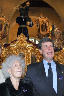 La Duquesa de Alba en la Semana Santa de Sevilla