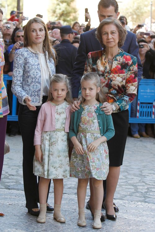 La Reina Sofía, la perfecta abuela en la Pascua de la Semana Santa 2013
