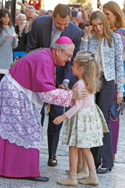 Letizia y las Infantas, en la Pascua de la Semana Santa 2013