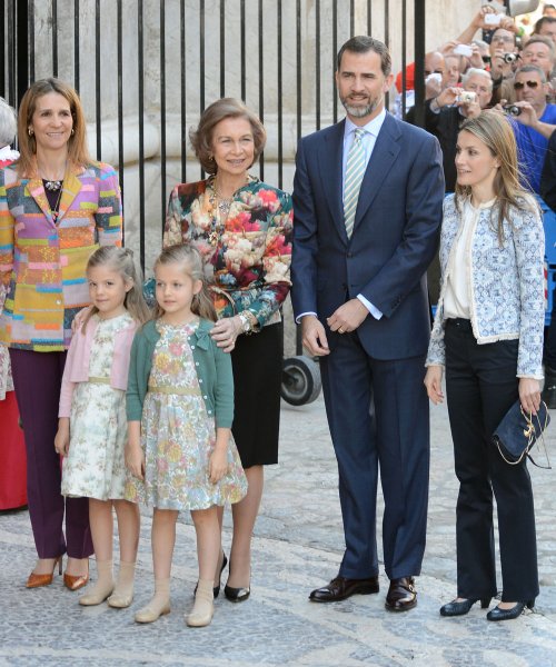 La Familia Real sin el Rey, en la Pascua de la Semana Santa 2013