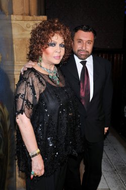 Sara Montiel junto al periodista y amigo Jose Manuel Parada