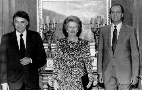 Margaret Thatcher junto a Felipe González y el Rey Don Juan Carlos I