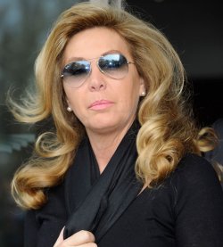 Funeral de Sara Montiel: Normal Duval