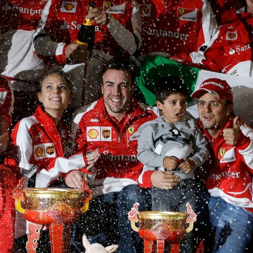 Fernando Alonso y Dasha Kapustina: secretos en Ferrari