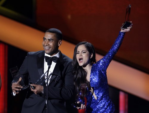 Don Omar y Natty Natasha celebran un Billboard Latino 2013