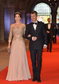 Federico de Dinamarca y Mary Donaldson en la última cena organizada por Beatriz de Holanda como Reina