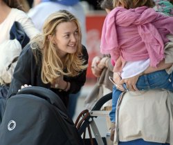 Marta Ortega con su hijo Amancio