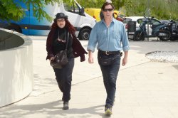 Multitudinaria despedida a Constantino Romero