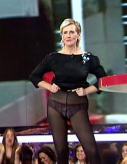 Gran Hermano 14: Mercedes Milá enseña las bragas en GH14