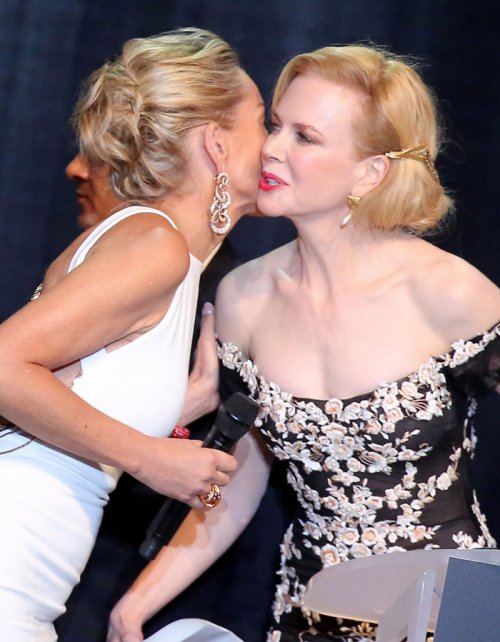 Nicole Kidman y Sharon Stone, en la gala Amfar de Cannes 2013