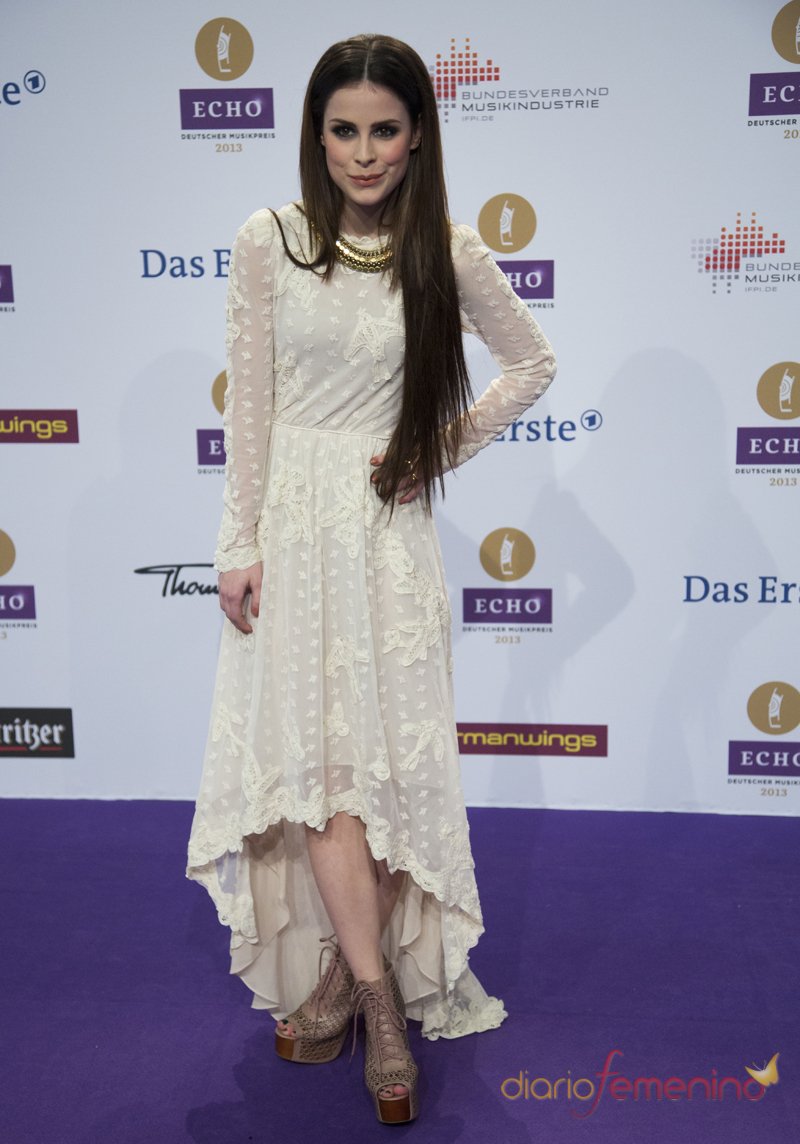 La Ganadora De Eurovision Lena Meyer-Landrut, Coach De 'The Voice Kids ...