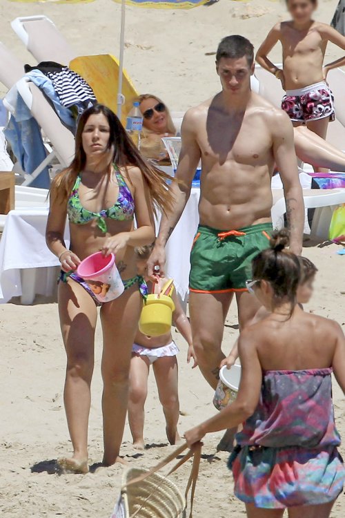Fernando Torres y Olalla Domínguez, vacaciones familiares en Ibiza