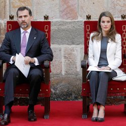 Letizia 'contagia' al Príncipe Felipe: seriedad al poder