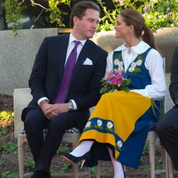 Miradas que lo dicen todo entre Magdalena de Suecia y Chris O'Neill