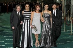 Elías Querejeta con Blanca Portillo, Maribel Verdú, Gracia Querejeta y Raúl Arévalo en los Goya 2008